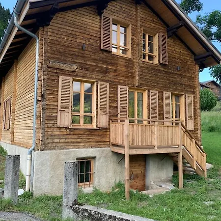 Tire-corde Alpesi faház *